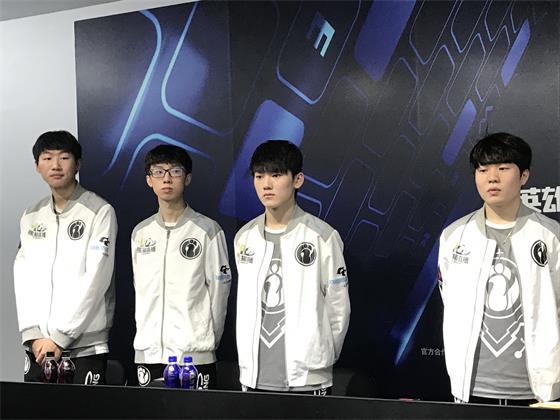 年轻小将们 年轻小将们