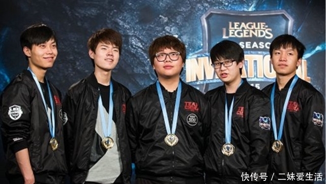 女篮主帅呼 女篮主帅呼