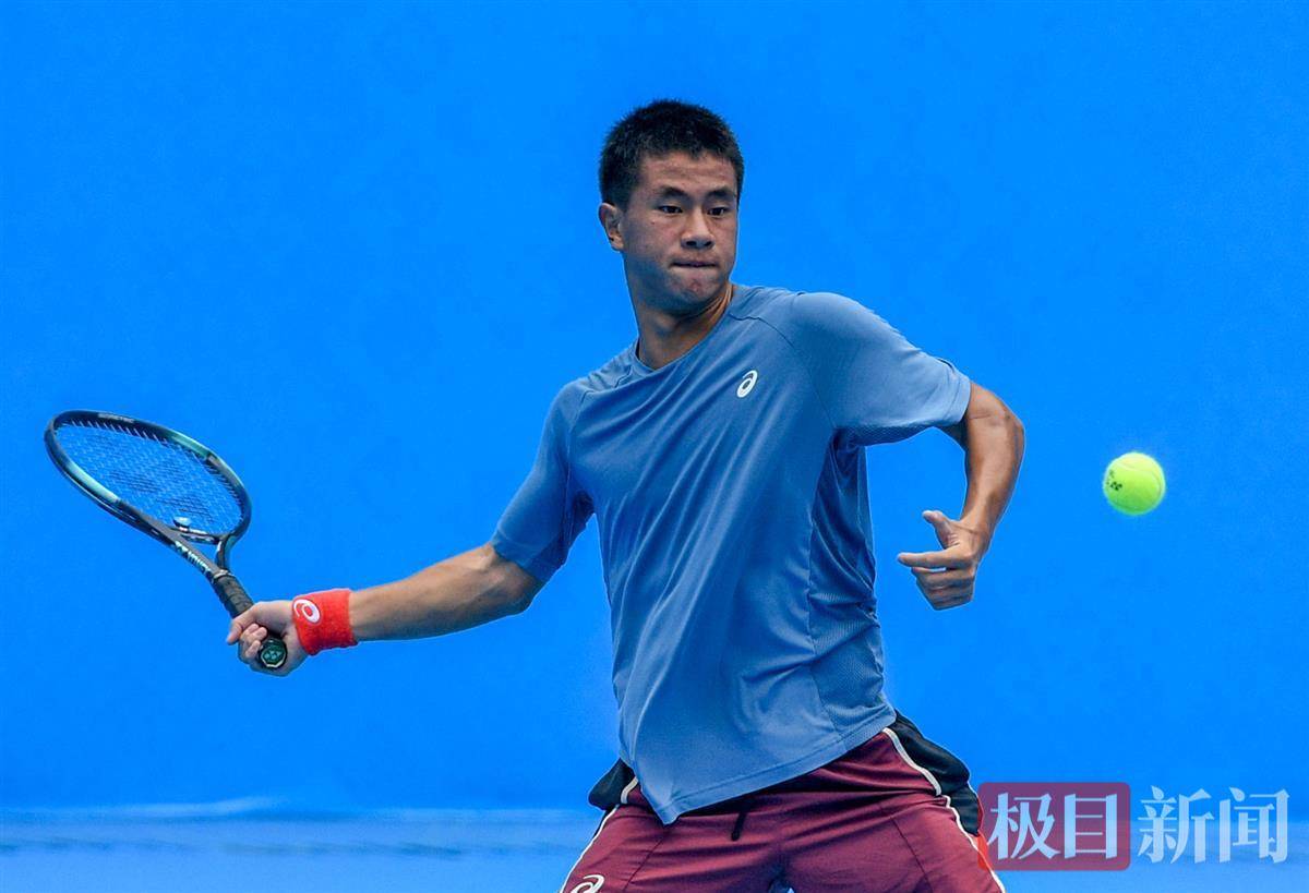 现出了对泰 现出了对泰